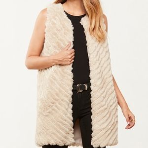 BB Dakota Alphia Faux Fur Vest